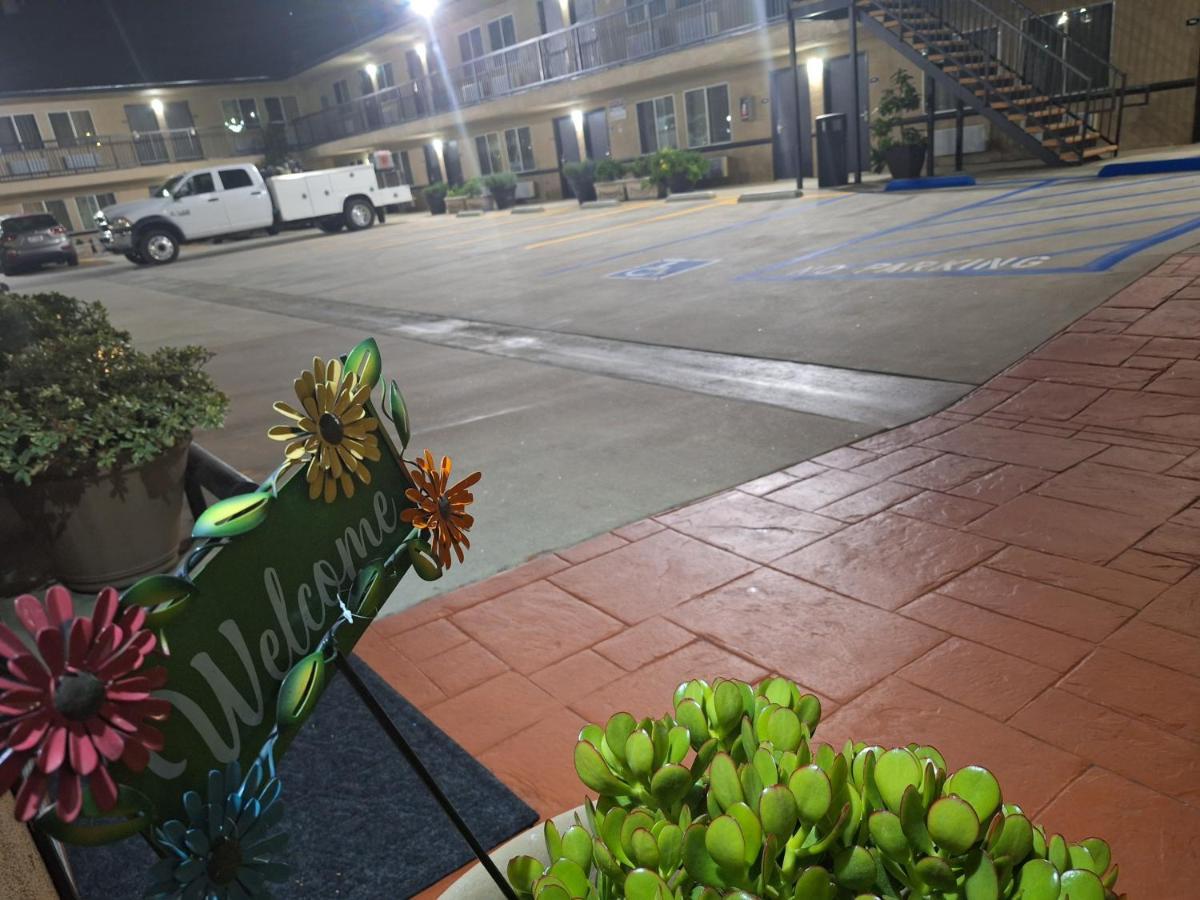 Portofino Inn Burbank Luaran gambar